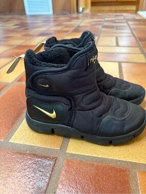 Nike Kids Black Boots with Gold Swoosh